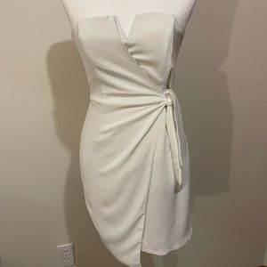 Gathered waist strapless white dress